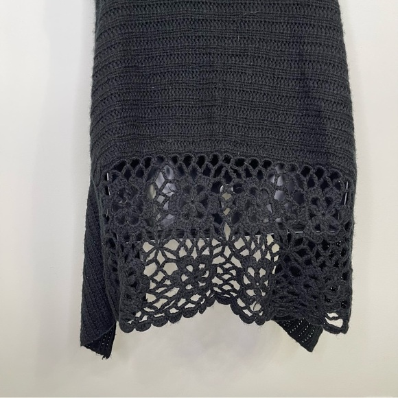 Adore Faux Fur Wool Asymmetrical vest in size Small - Picture 10 of 11